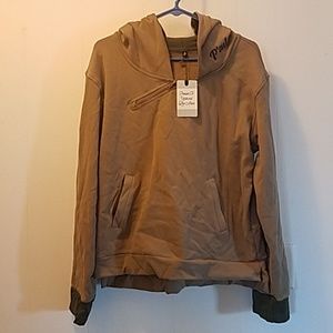 Ptula hoodie